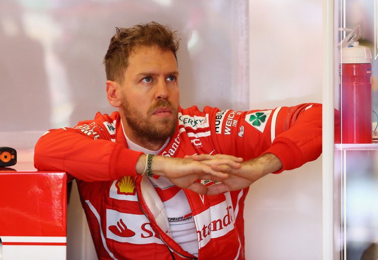 Los fantasmas que acechan a Vettel, Kimi y Ferrari
