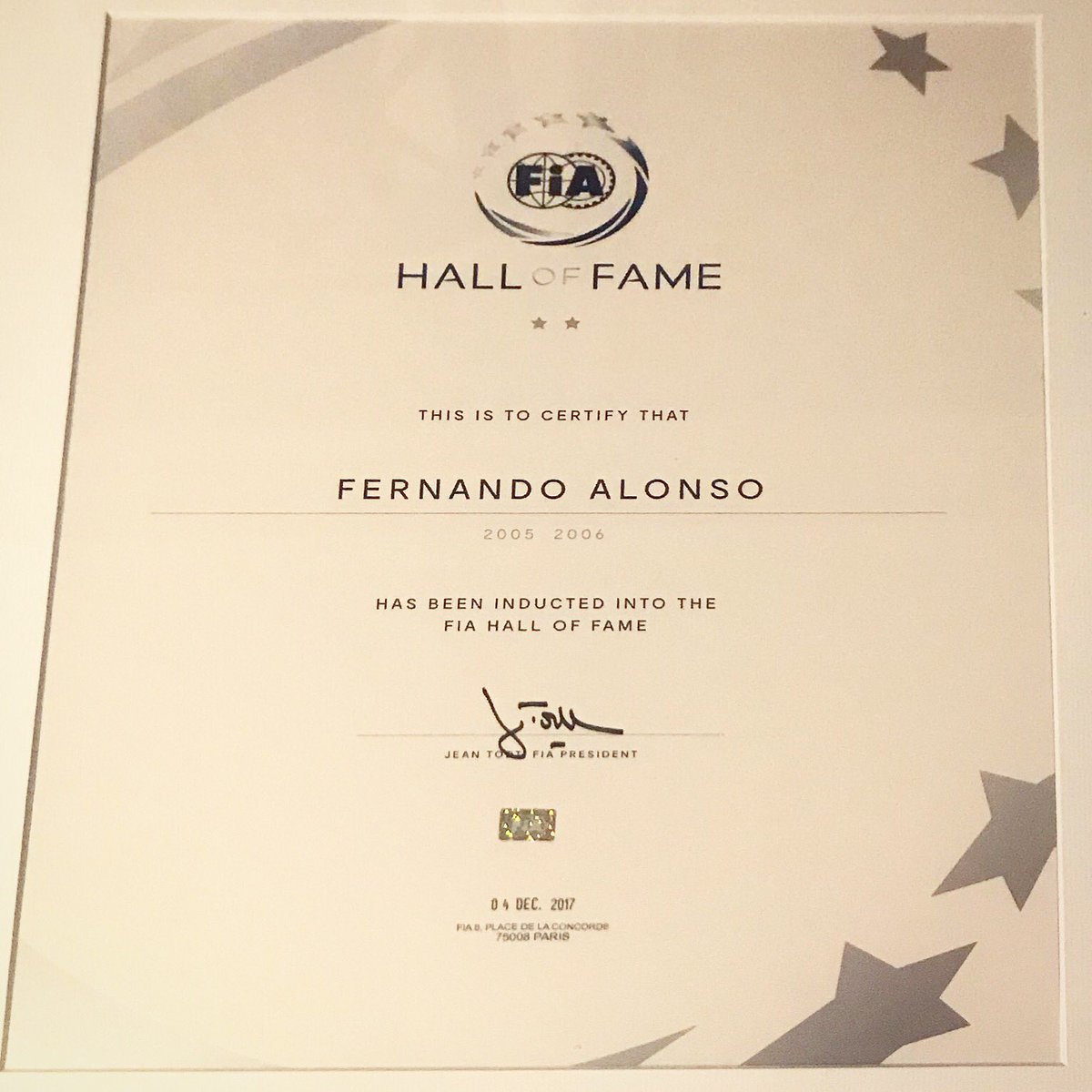 Alonso ya forma parte del salón de la fama de FIA .