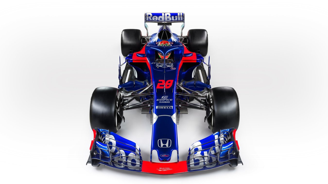 Grilla completa: El STR13 de Toro Rosso Honda ya fué presentado
