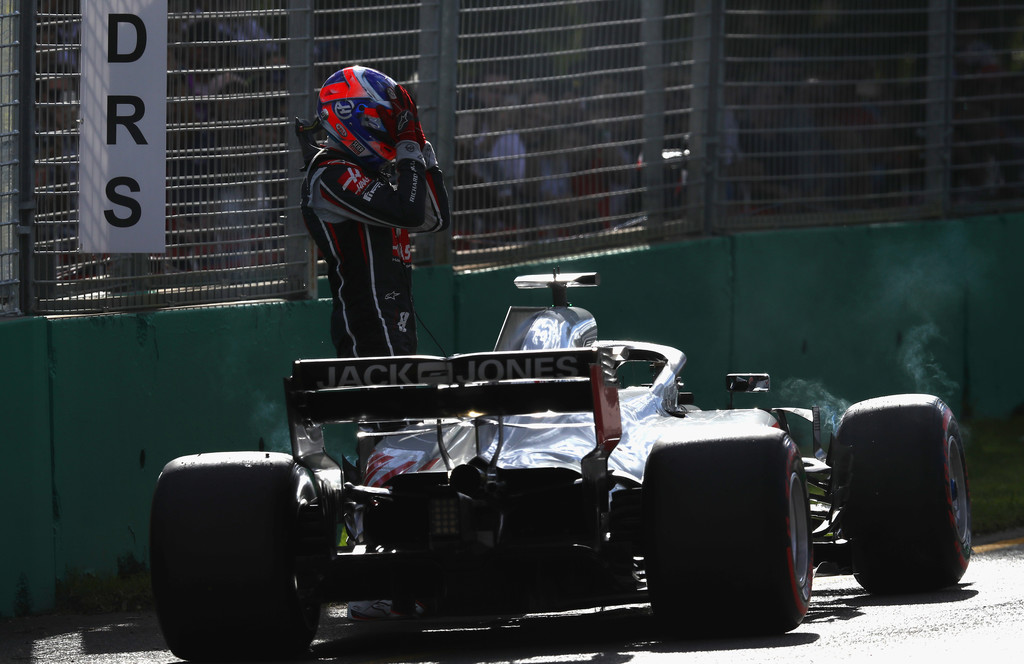 Haas reconoce que ambos retiros fueron por error humano