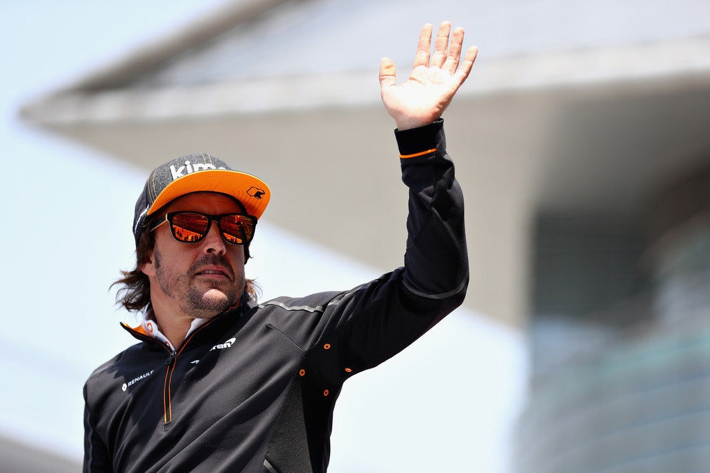 Alonso asegura que sus ex-equipos “le importan poco”
