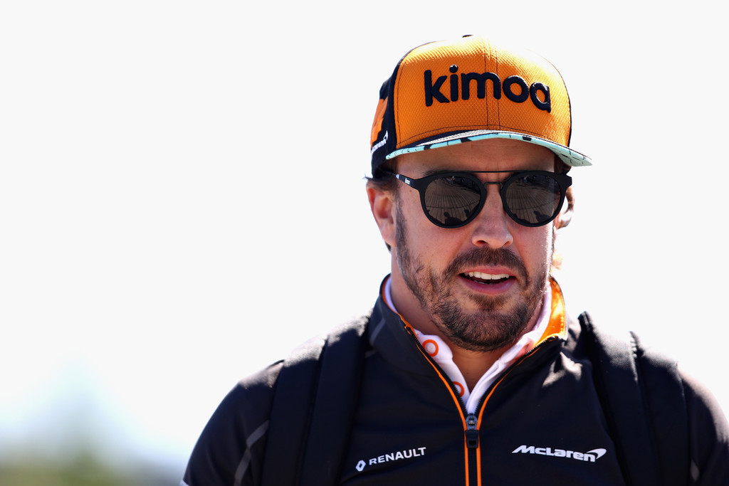 Alonso se quita la responsabilidad de McLaren y afirma que su futuro depende de la dirección que tome la F1