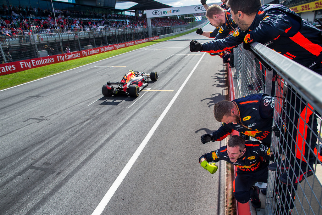 Marko:” Verstappen está callando a los críticos”