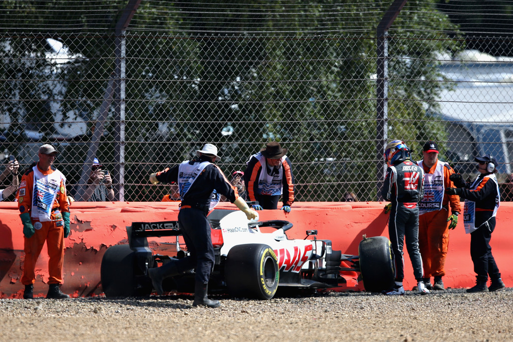 Guenther Steiner: “Volvimos a tener un día normal” en la oficina”