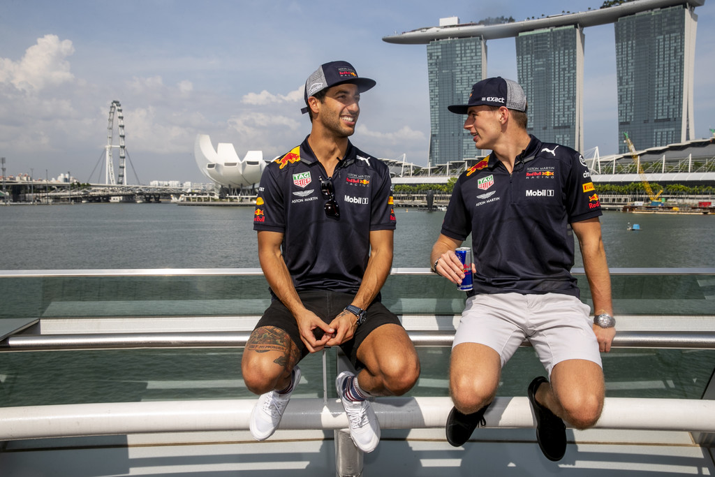 Red Bull lidera la Práctica Libre 1 en Singapur