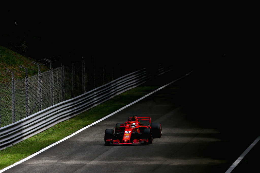 Vettel es el más rápido en FP3 , Hamilton está cerca.