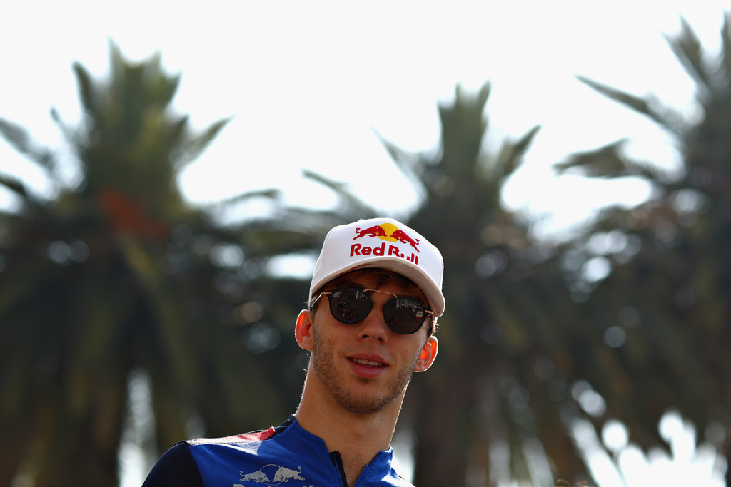 Pierre Gasly es sancionado con 15 posiciones por cambio de motor