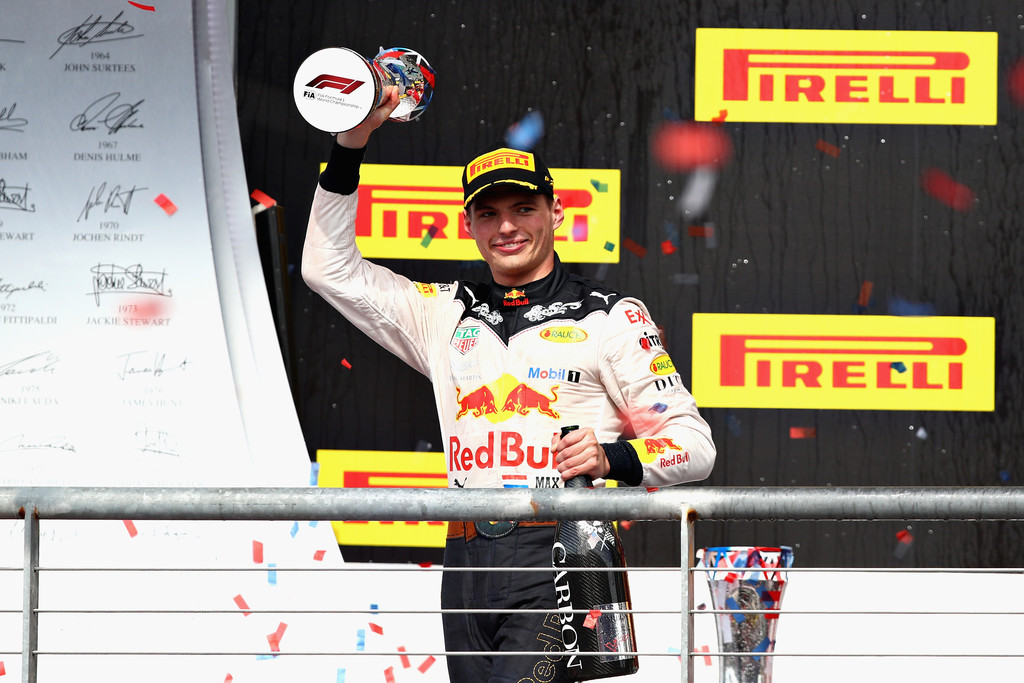 Verstappen lamenta desgaste de neumáticos
