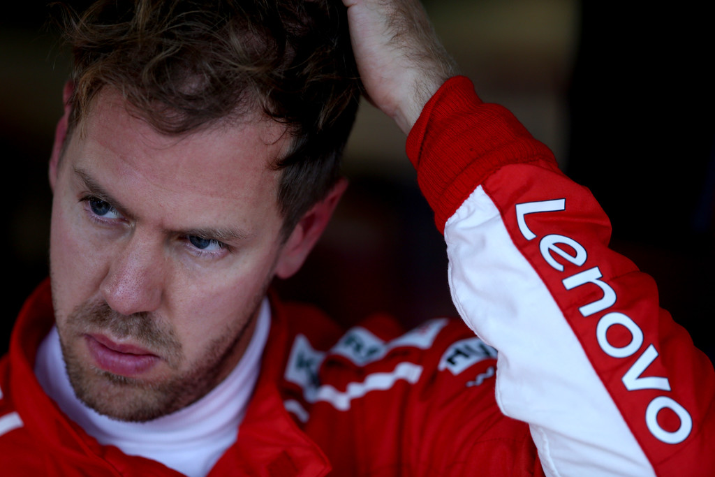 Vettel disconforme por su penalización de 3 lugares de retraso