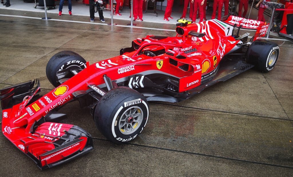 Ferrari cambia el diseño y vuelve a exhibir la marca de Philip Morris