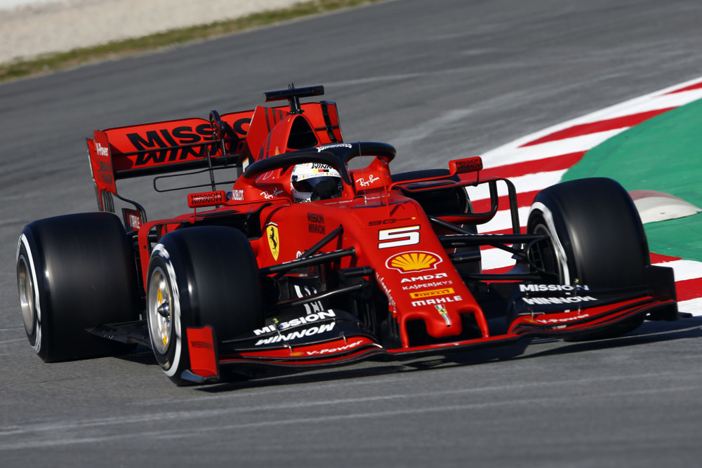 Vettel y Ferrari se llevan el día 1 de test de pre-temporada en Barcelona