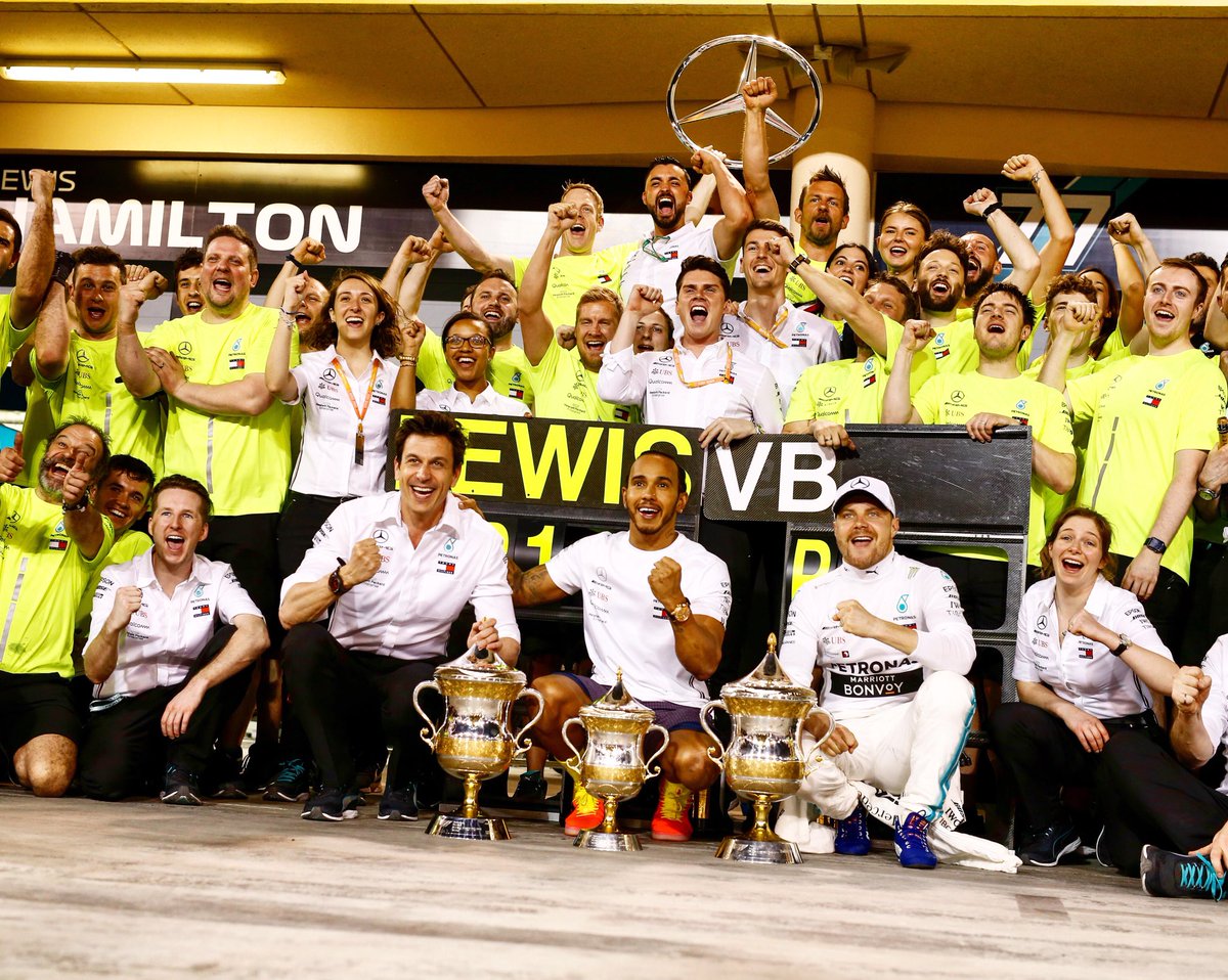 Hamilton y una sorpresiva victoria en Bahrain