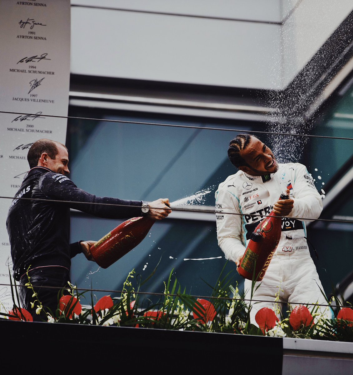 Lewis Hamilton gana en China el Gran Premio N° 1000