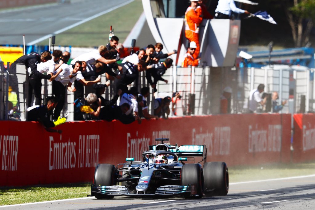 Mercedes imbatible en Barcelona, Lewis Hamilton gana el GP.