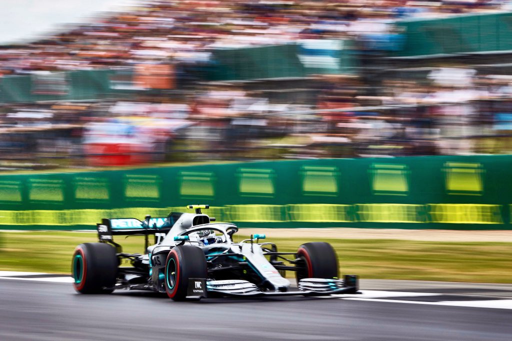 Bottas se queda con la pole en Silverstone