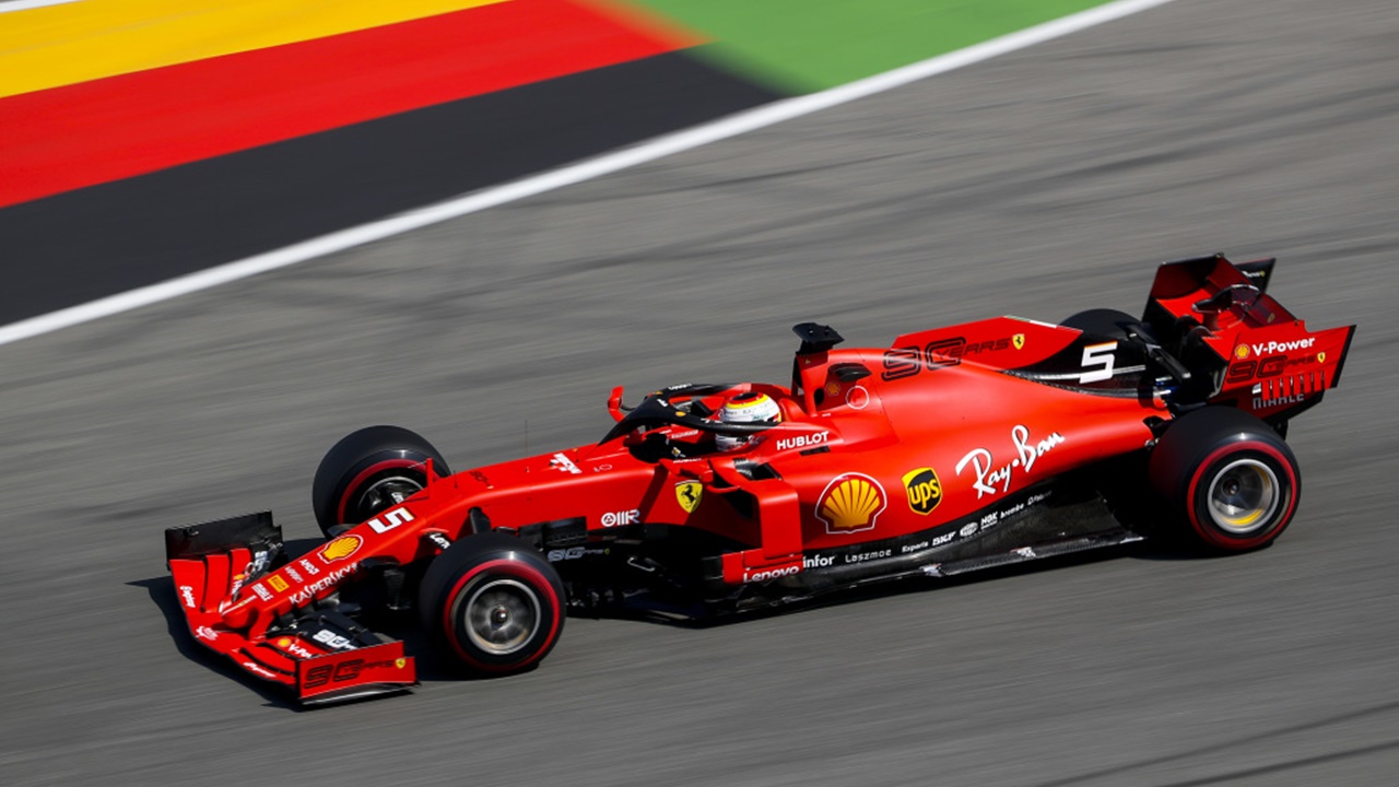 Vettel encabeza el 1-2 en la primera sesión libre de Alemania.