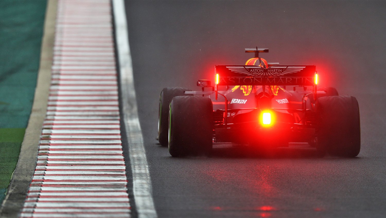 Red Bull con Gasly al frente lidera la PL2 en Hungría