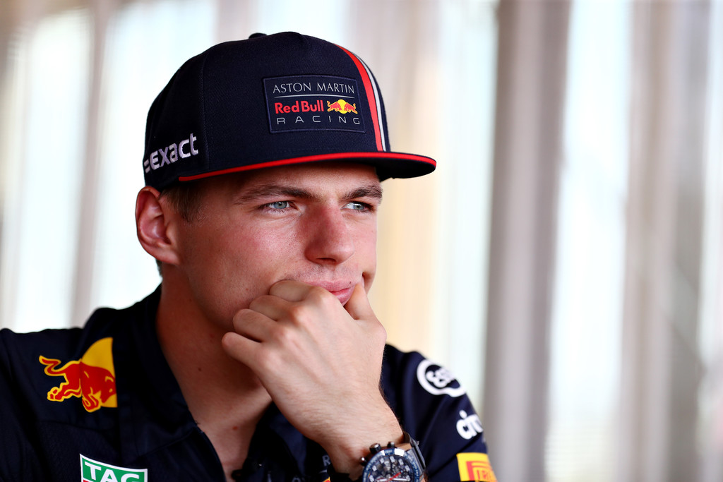 Verstappen no cree que Hamilton sea especial