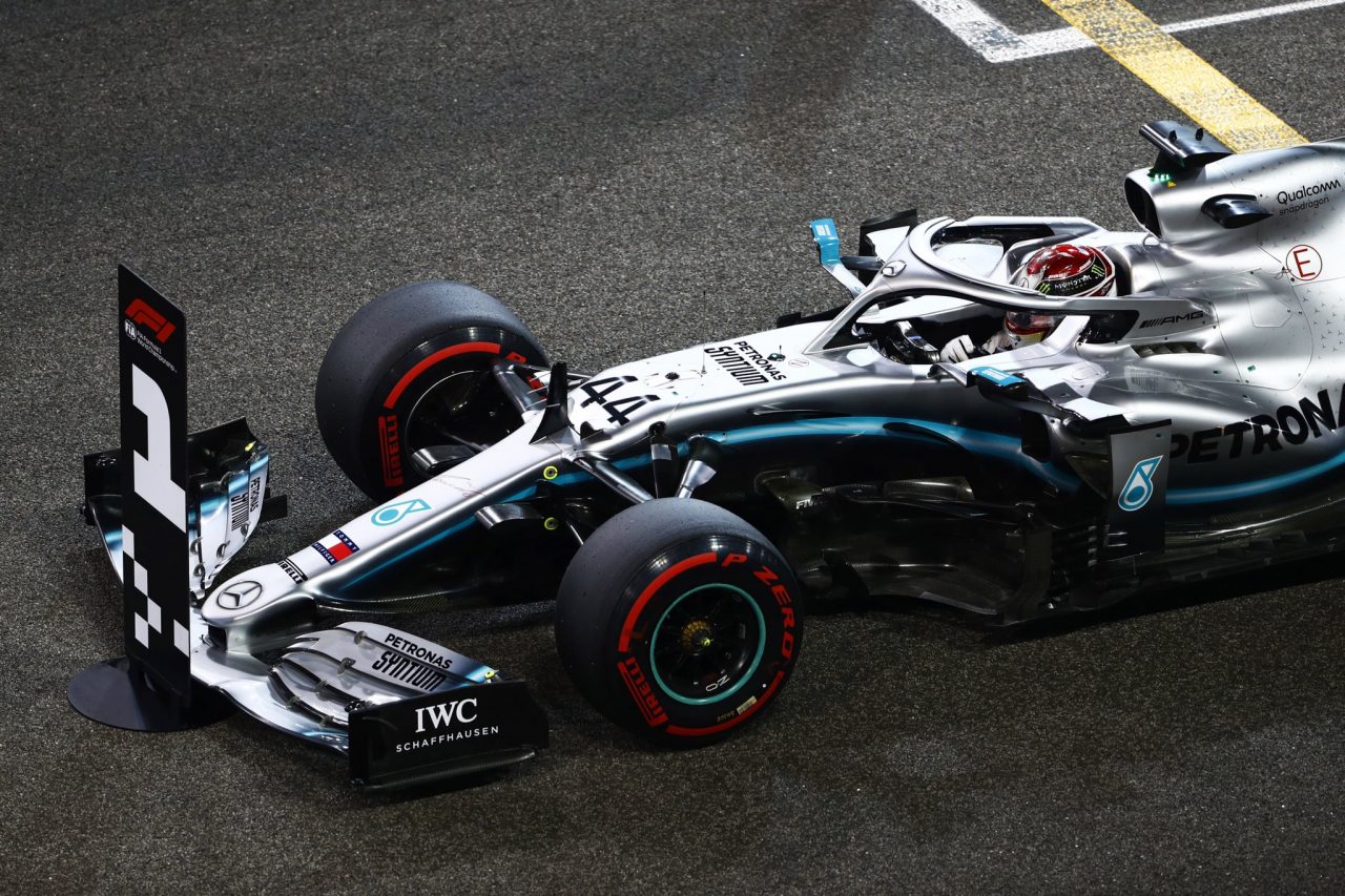 Lewis Hamilton se queda con la pole en Abu Dhabi