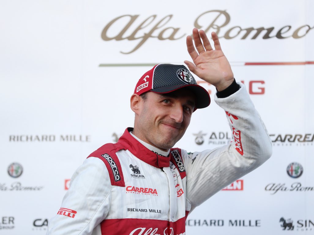 Kubica lidera el 4to día de pruebas.