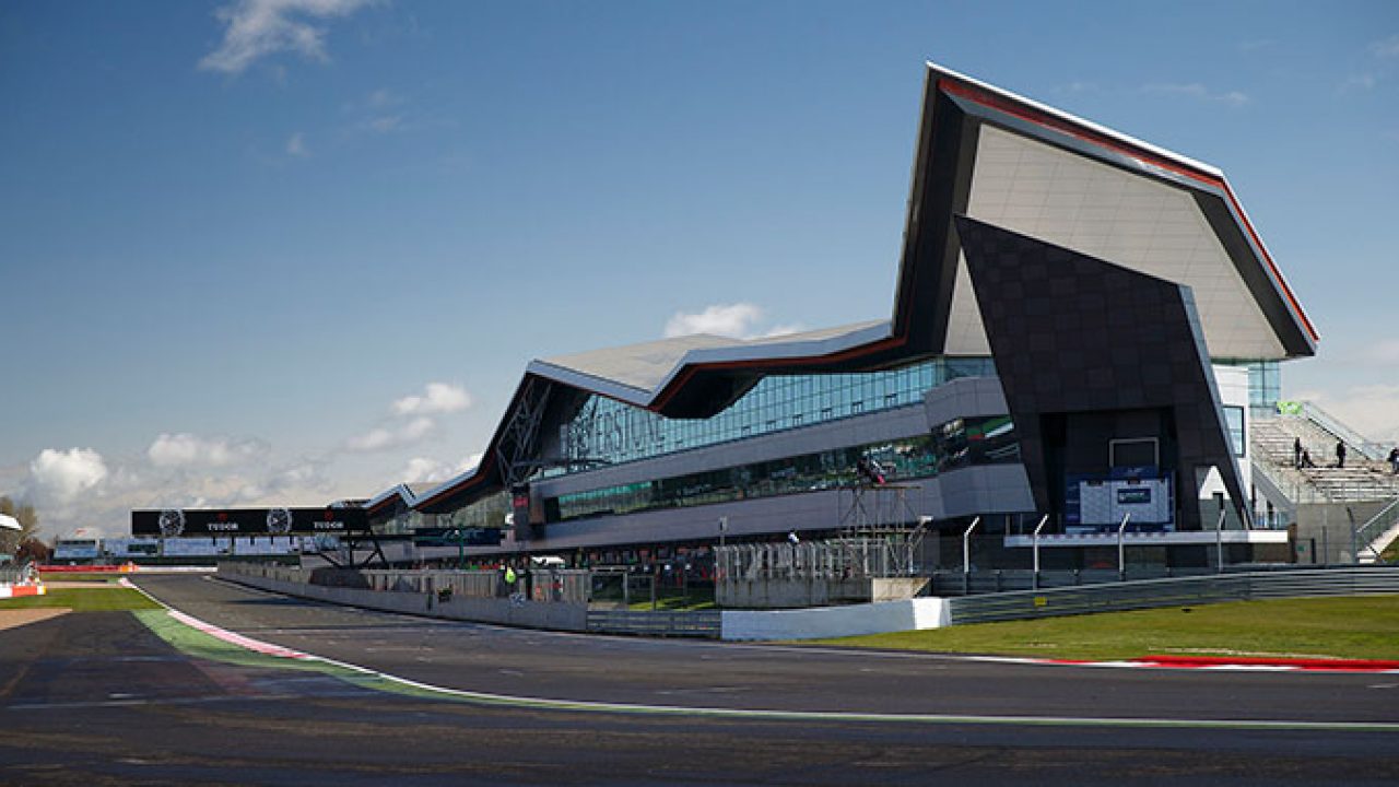 Silverstone flexible a posponer el GP al mes de Agosto