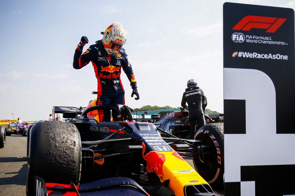 Verstappen gana el gran premio 70° aniversario en Silverstone