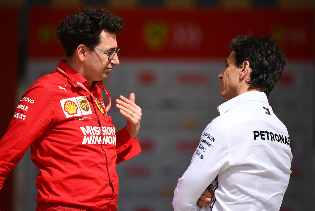 Toto Wolff culpa a la dirigencia de Ferrari por el mal año de la Scuderia