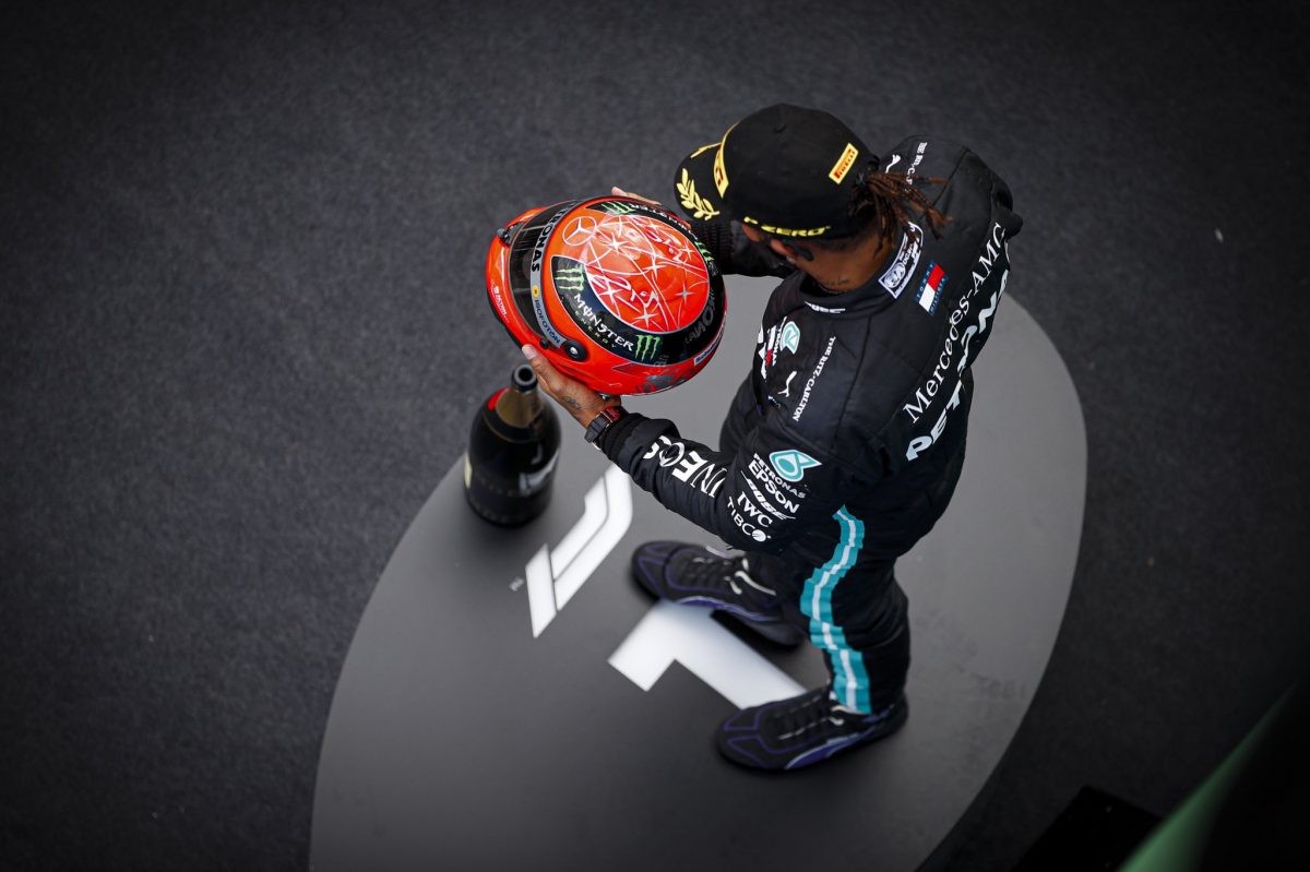 Lewis:” Me costará acostumbrarme”