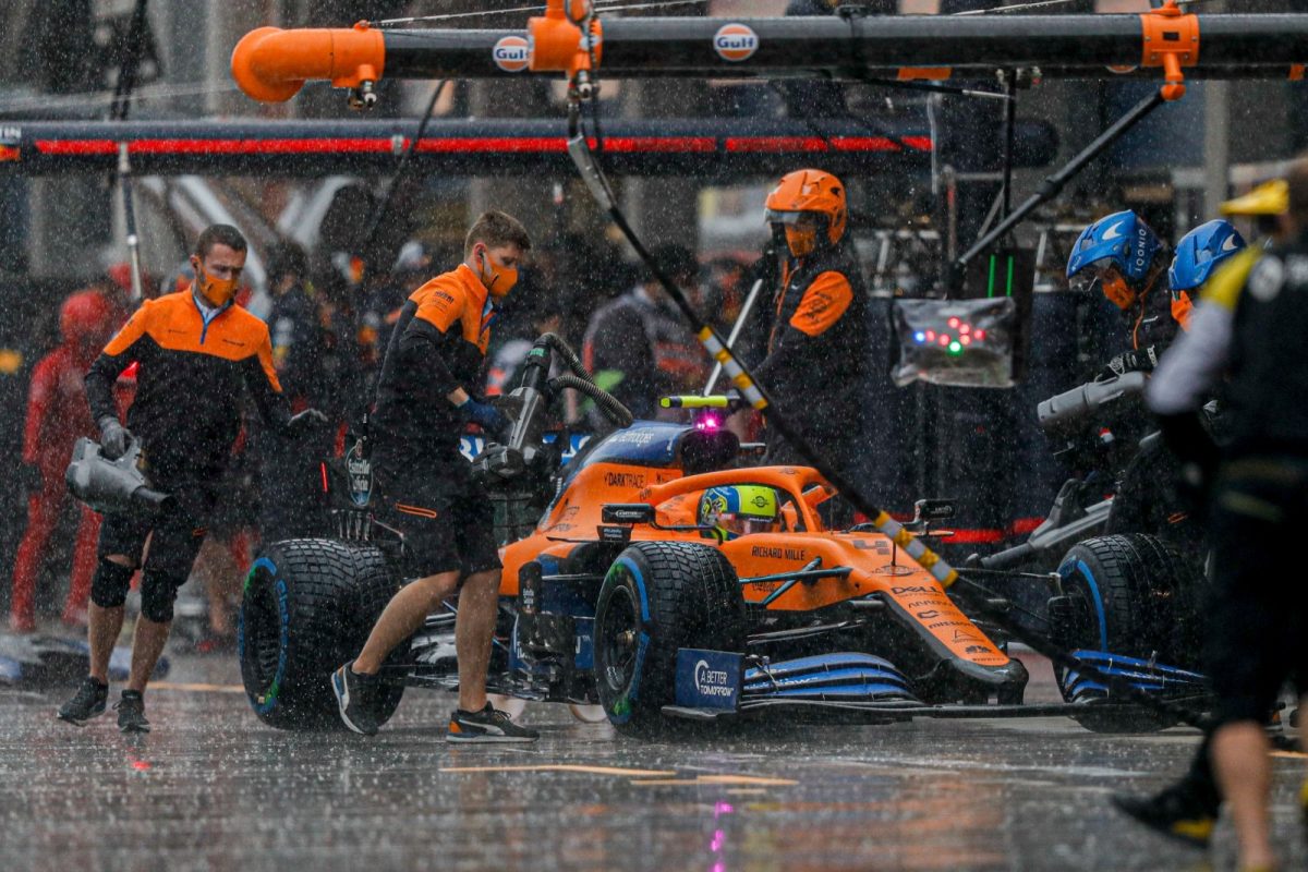 McLaren terminó la clasificación con sus dos pilotos sancionados