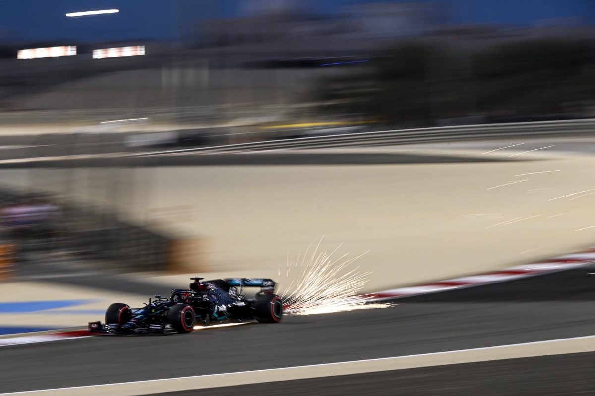 Russell lidera la primera sesión en Sakhir