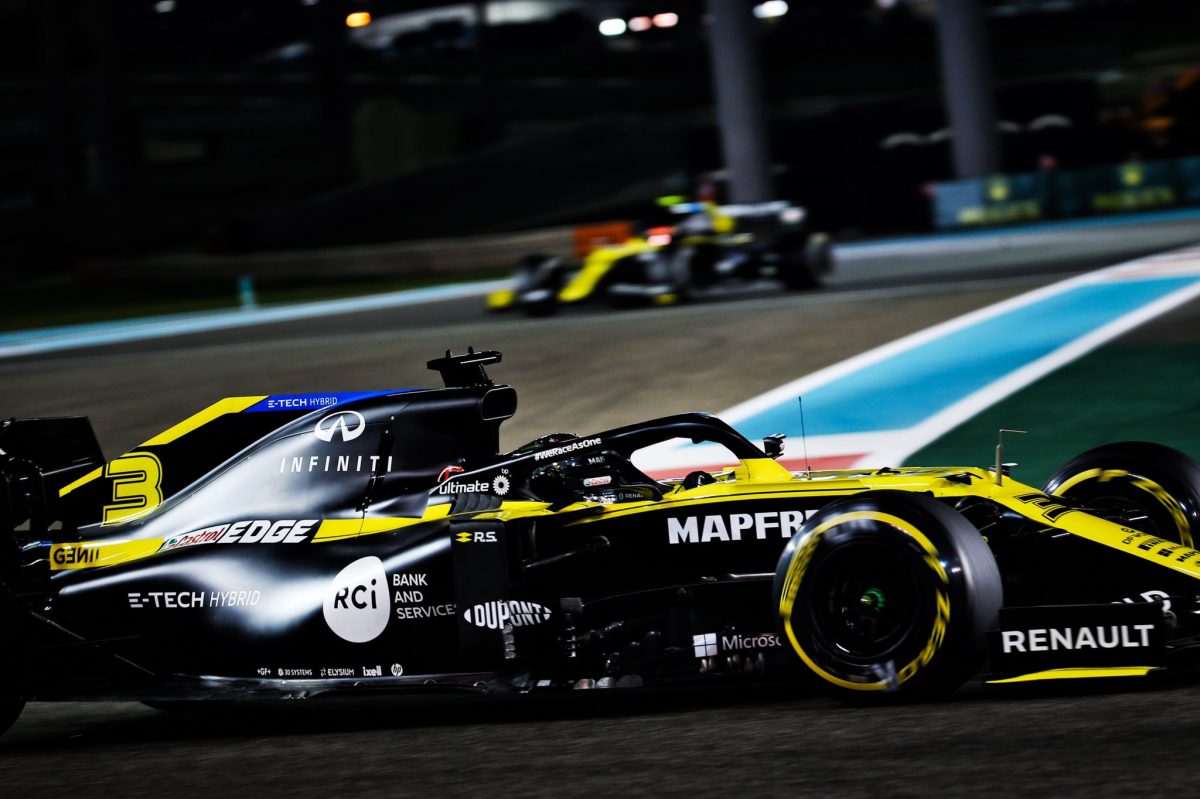 Con una gran actuación Ricciardo se despide de Renault