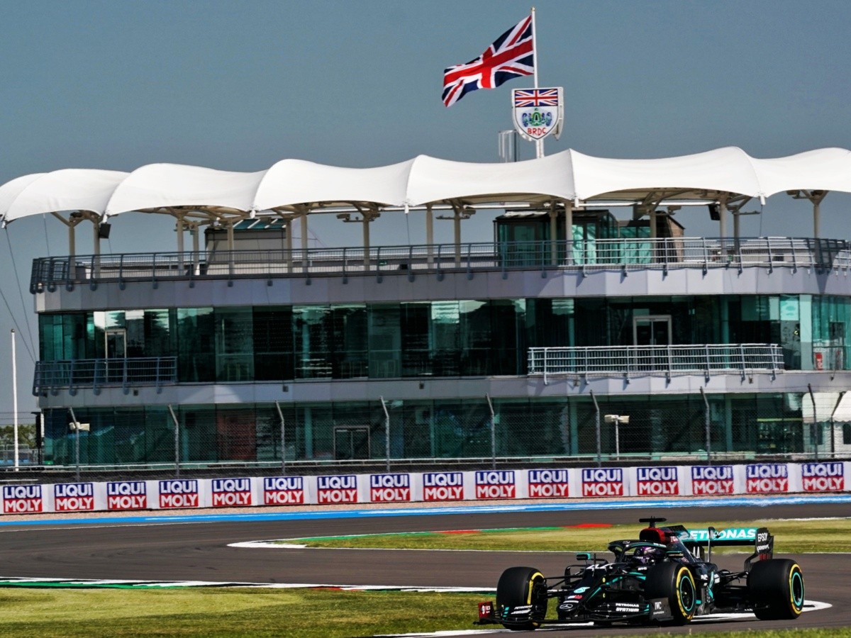 Silverstone regalará entradas para la carrera de Fórmula 1 al personal que controló la pandemia