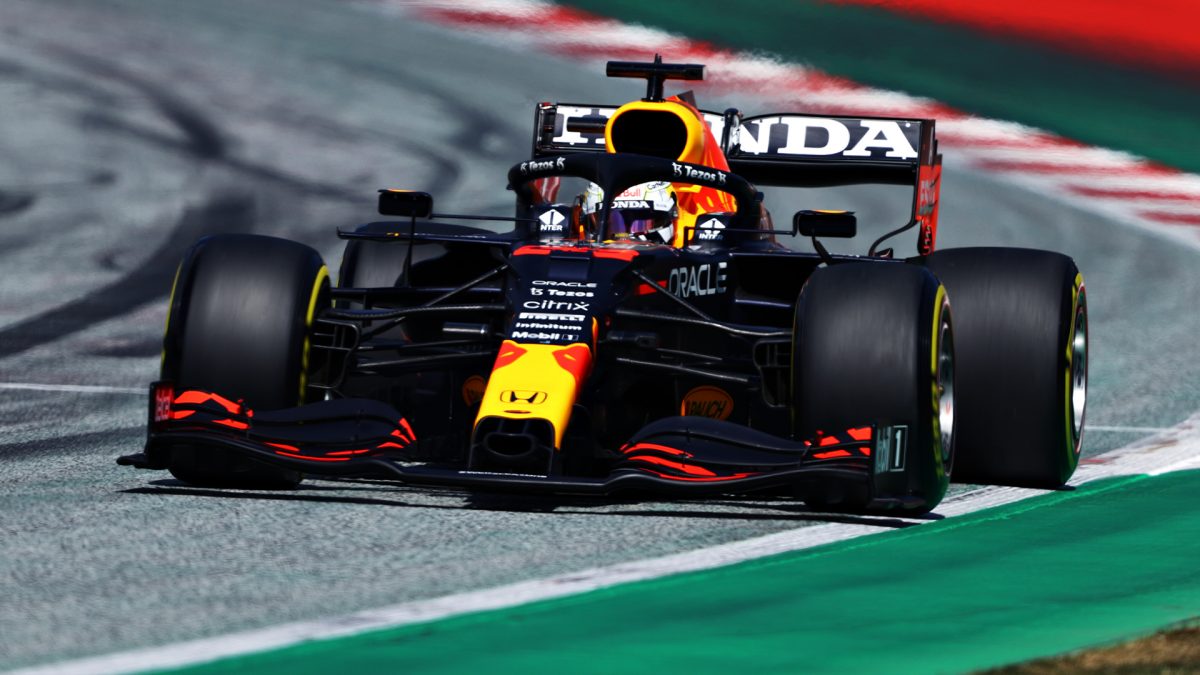 Max Verstappen imparable, se queda con la pole en Austria
