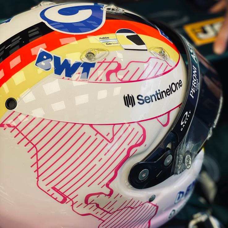 Casco de Sebastian Vettel - Foto Aston Martin