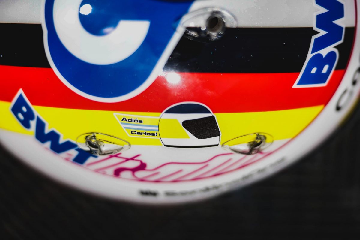Sebastian Vettel homenajea en su casco a Carlos Alberto Reutemann