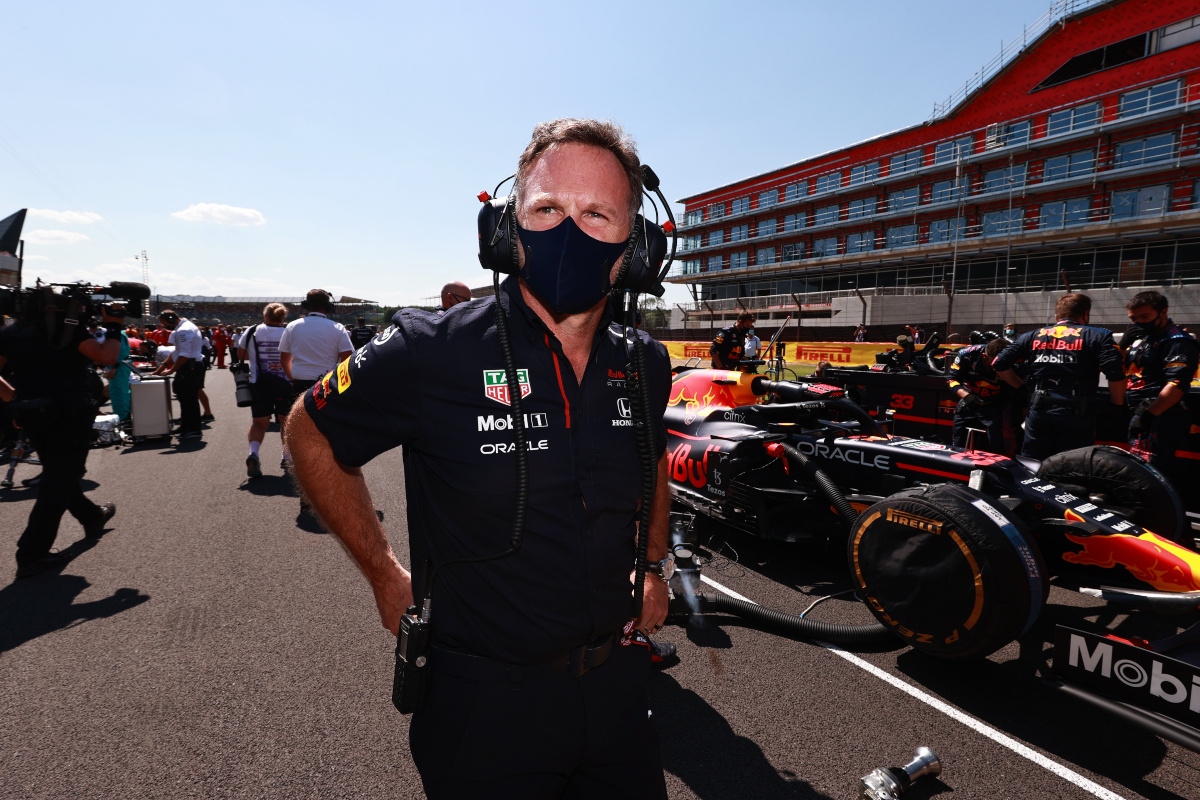 Red Bull pide a FIA revisar nuevamente el accidente entre Lewis y Max en Silverstone