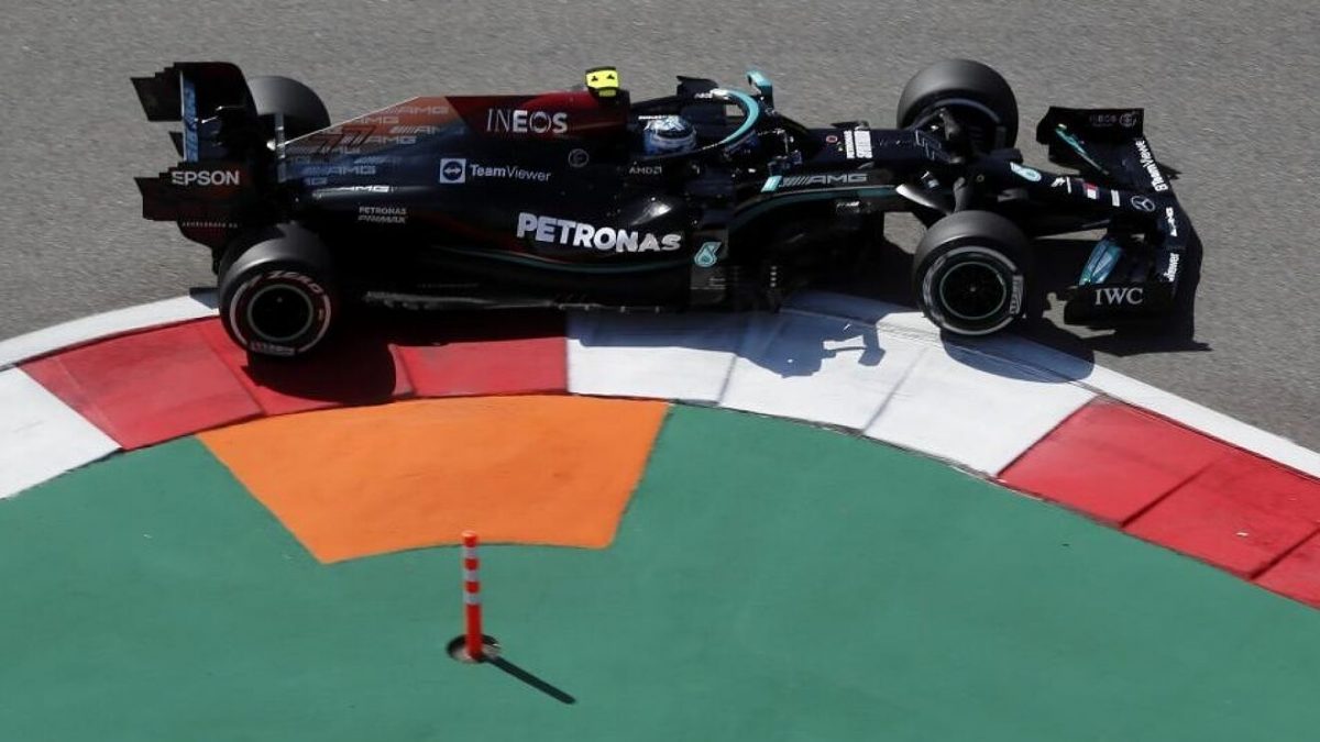Bottas lidera la primera sesión libre en Rusia