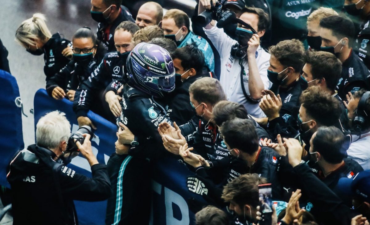 Hamilton gana en Rusia y consigue su victoria N° 100 en F1