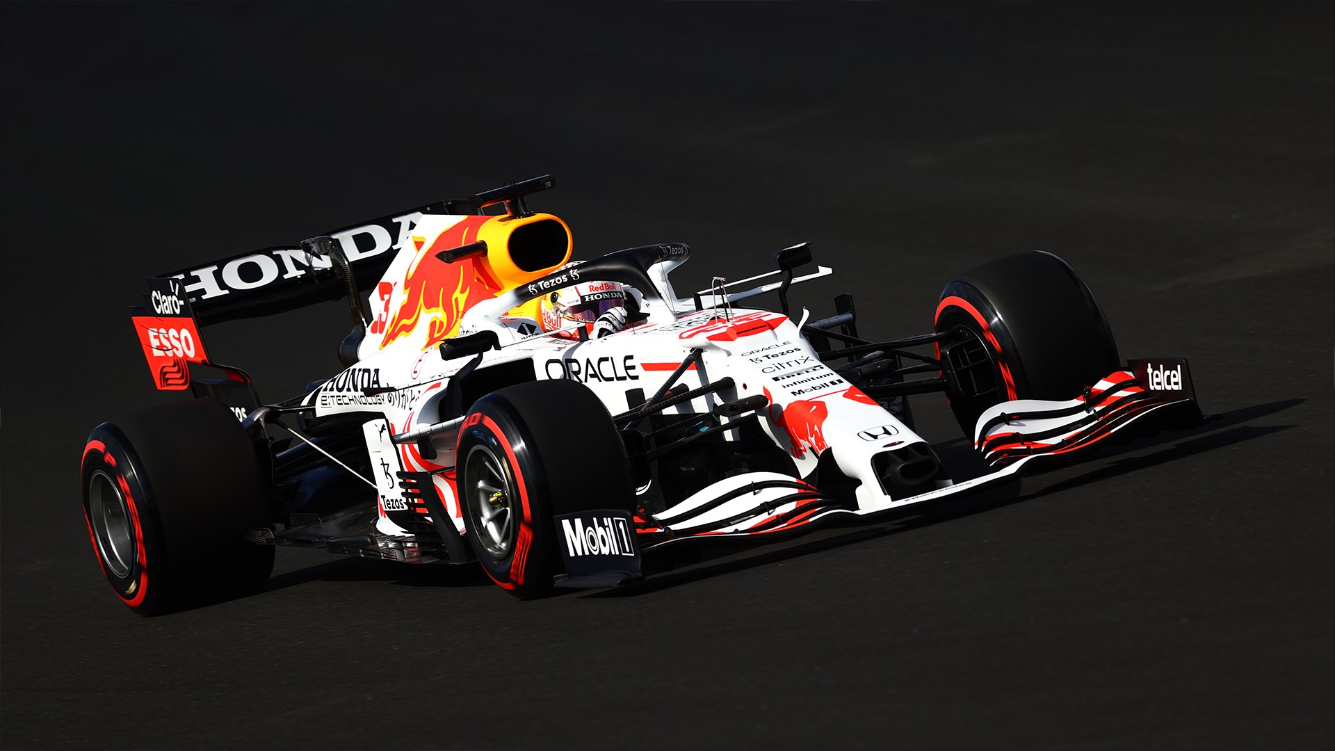 Verstappen promete trabajar duro esta noche después del viernes en Turquia