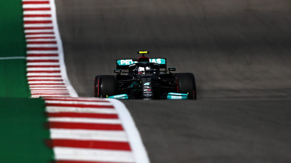 Bottas lidera el 1-2 de Mercedes en la primera sesión del viernes en Austin