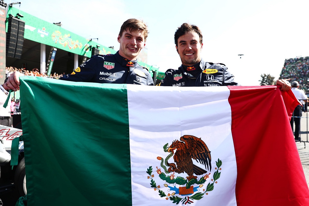 Max Verstappen y Sergio Pérez.