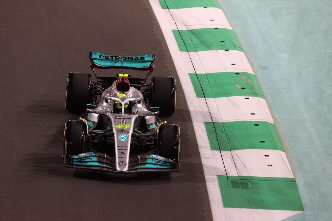 Hamilton:”Es devastador, pero al menos tengo un punto”