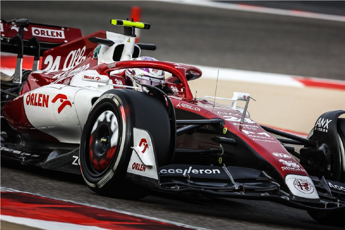 Alfa Romeo termina el segundo día detrás en el pelotón