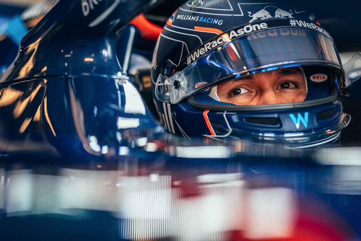 Albon descalificado de Q1 por combustible