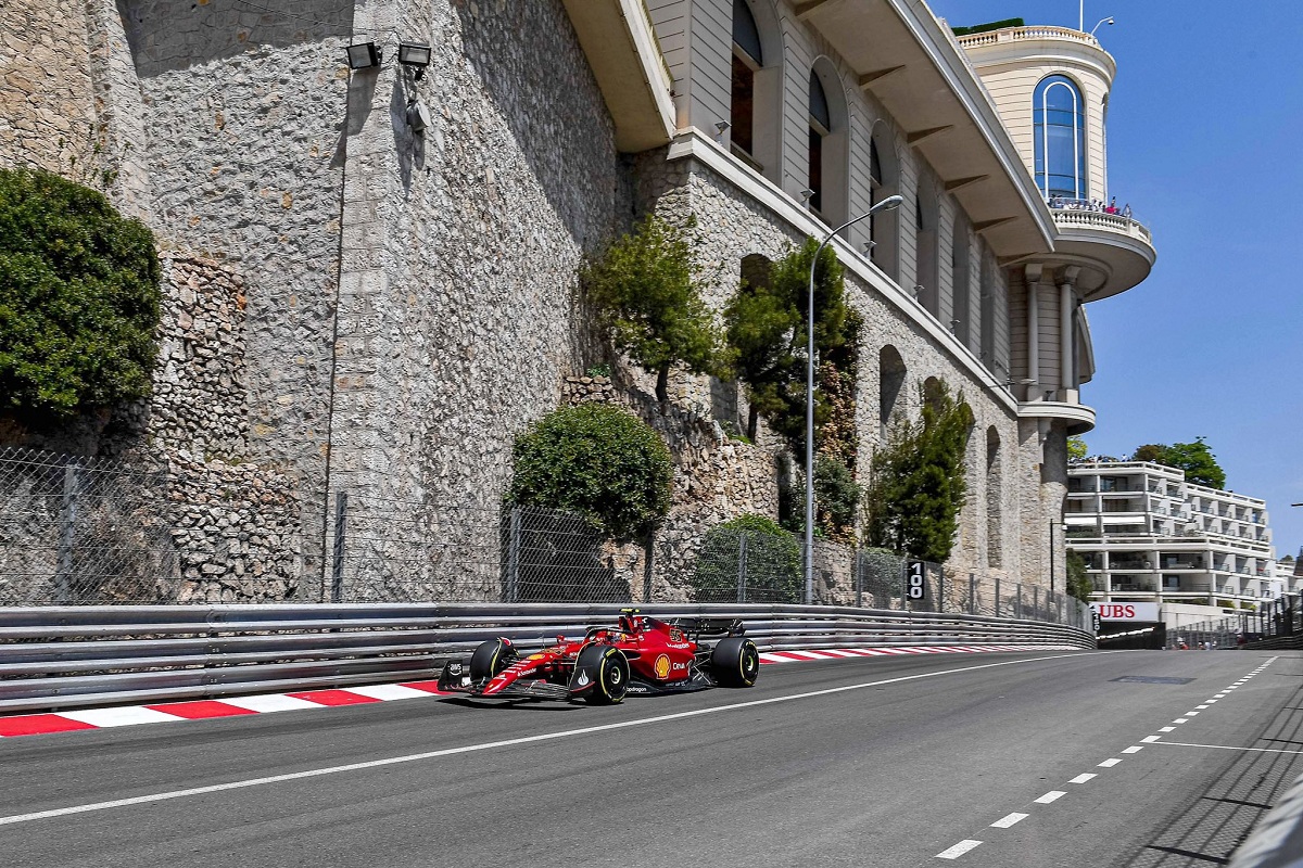 Sainz ocupó el Top Tres en los libres; tercero en PL1 y segundo en PL2. (Scuderia Ferrari)