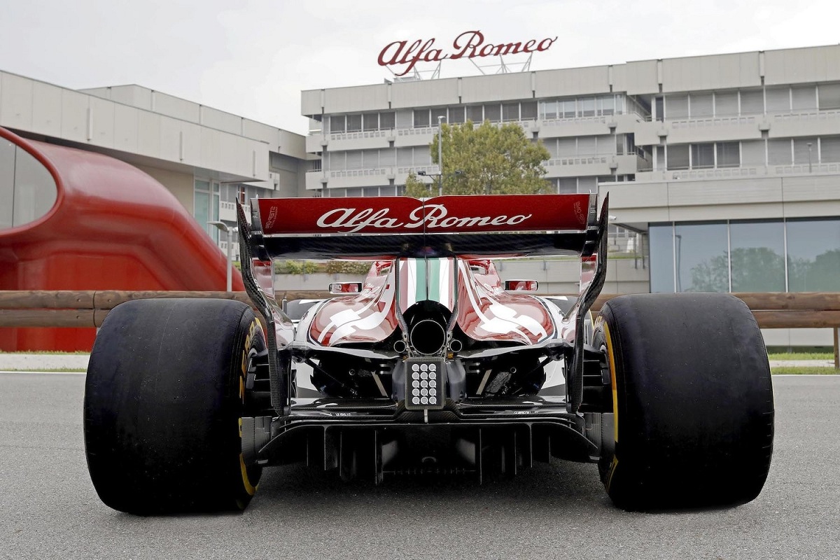Alfa Romeo no tiene prisa en definir su futuro