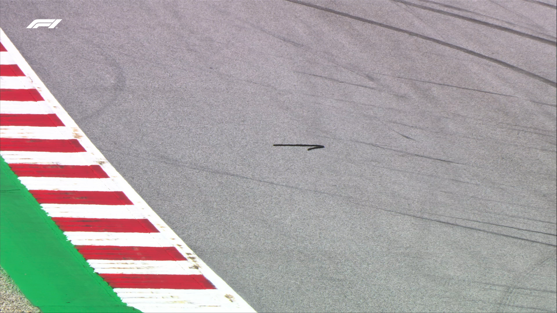 Bandera Roja goma Austria 2022 FP1//F1TV