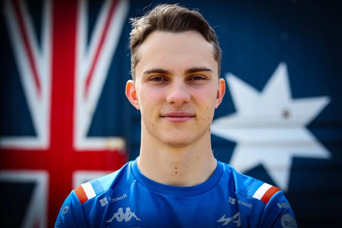 Oscar Piastri correrá para McLaren en 2023