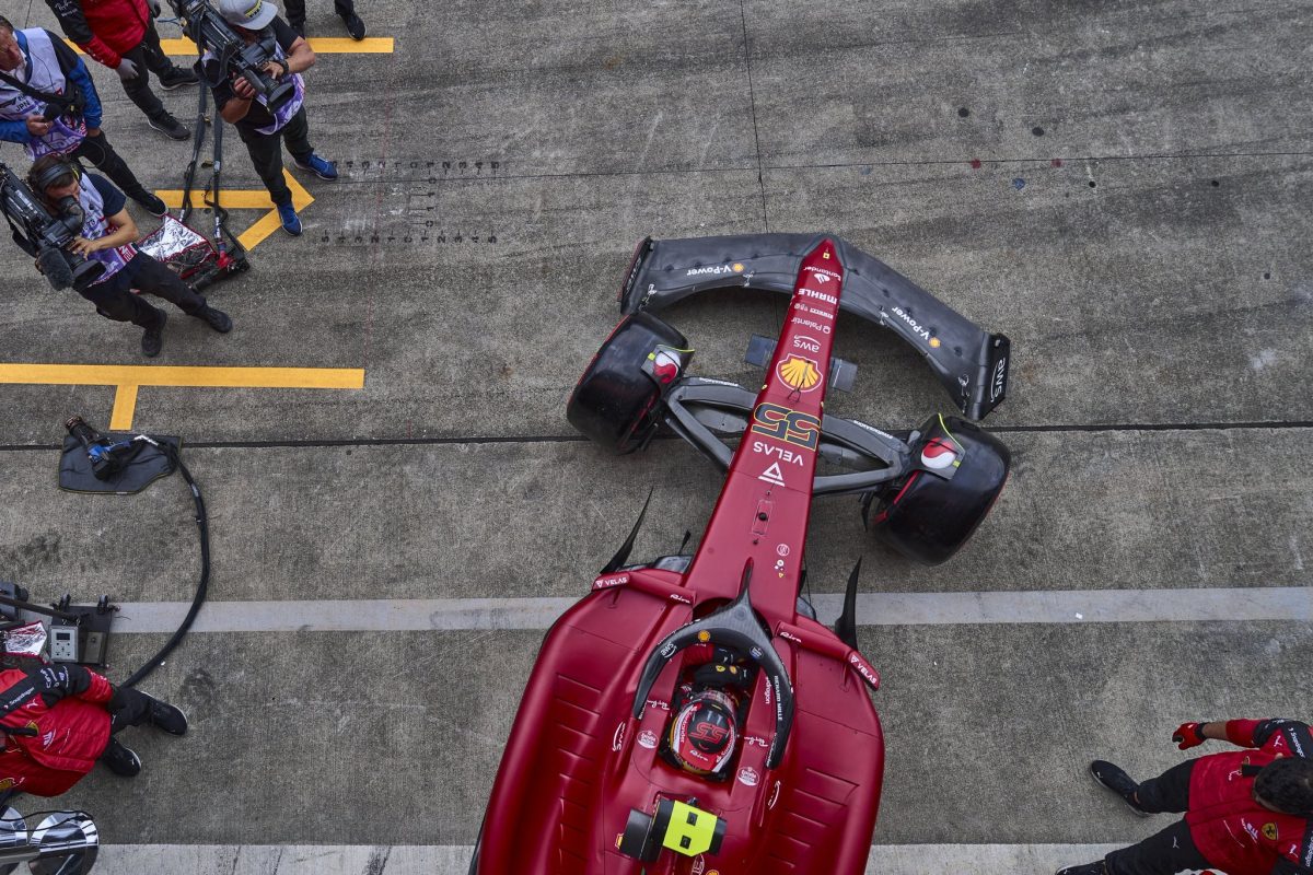 Sainz ve a Ferrari ‘en buena posición’ para atacar a Verstappen en Suzuka
