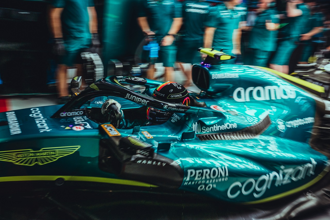 Vettel no logró pasar de Q2 en Singapur